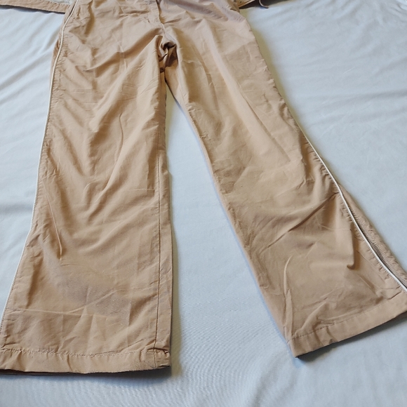 Northern Reflections Tan Vestest (L) & Pants (m) - Picture 9 of 14